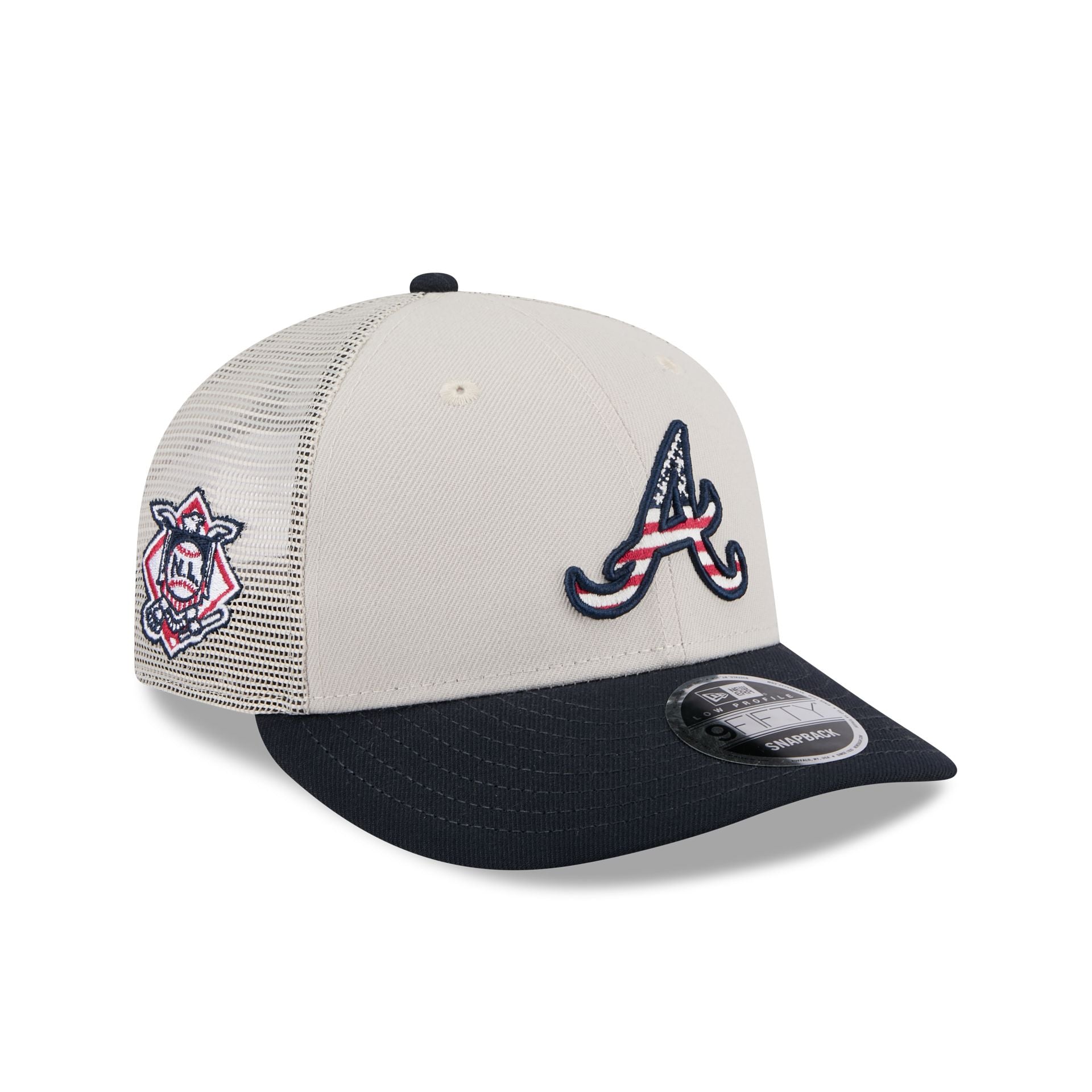 Atlanta Braves Independence Day 2024 Low Profile 9FIFTY Trucker Hat New Era Cap