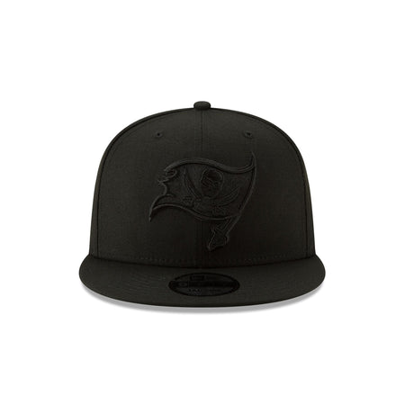 Tampa Bay Buccaneers Basic Black on Black 9FIFTY Snapback