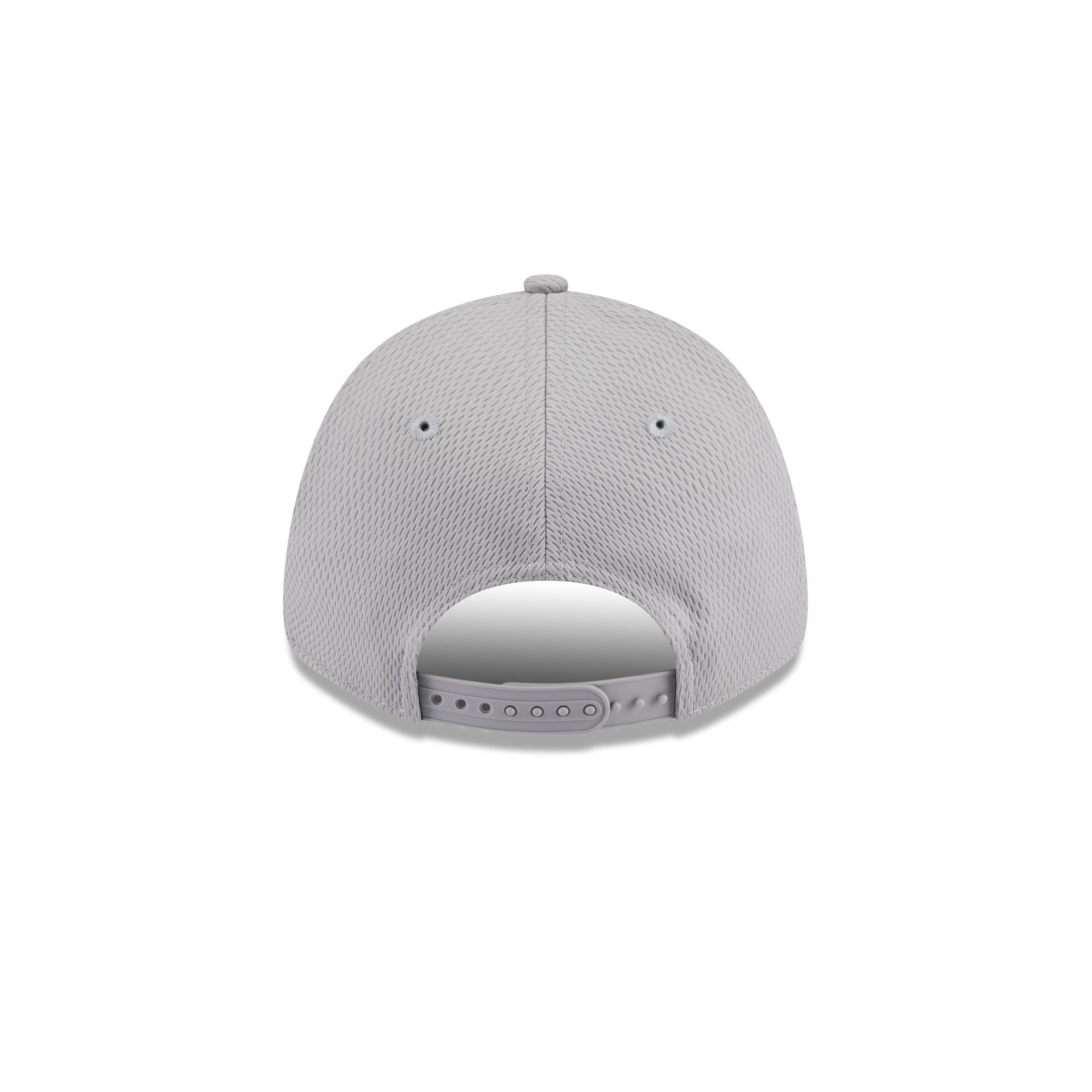 New York Knicks Gray 9FORTY Stretch Snap