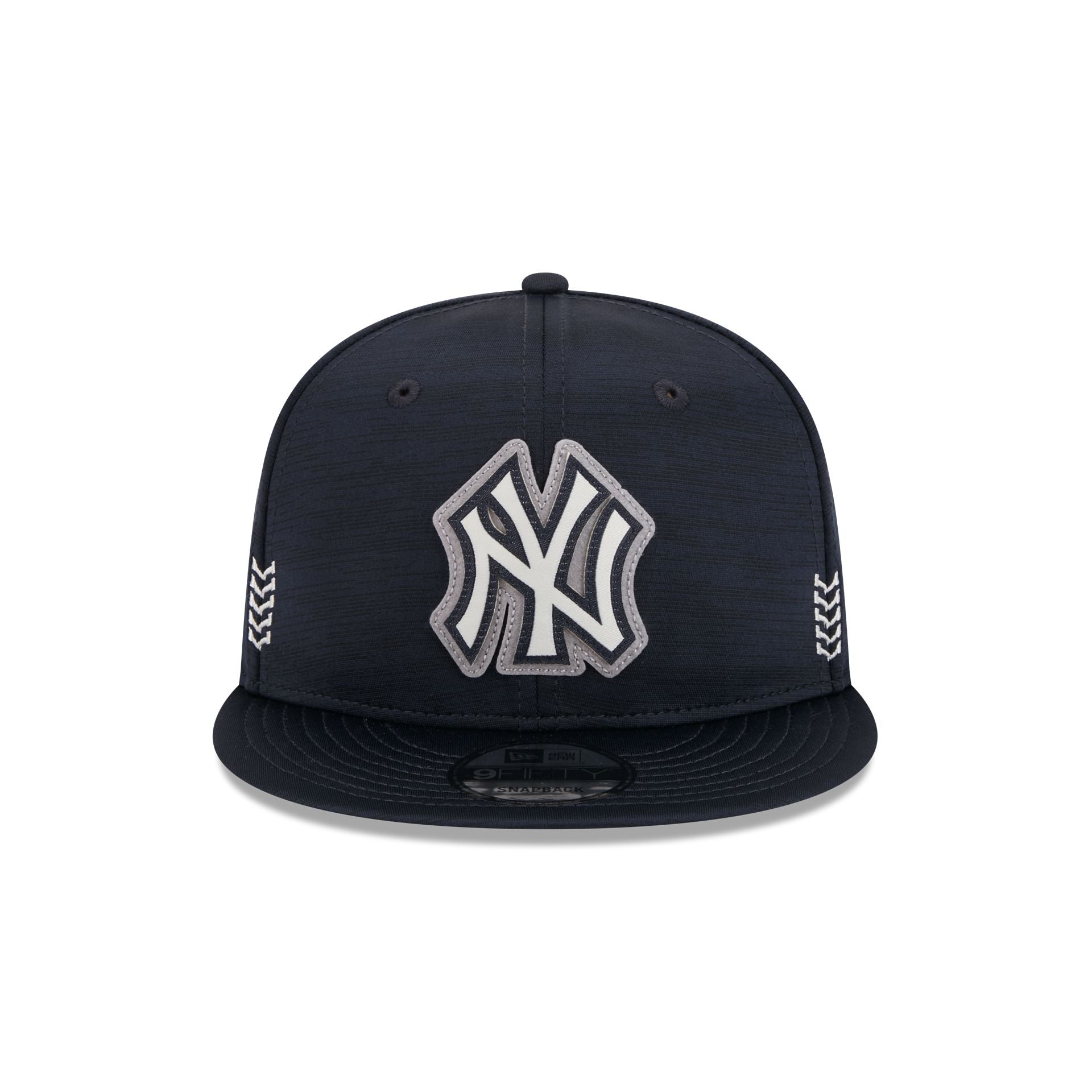 New York Yankees 2024 Clubhouse 9FIFTY Snapback Hat