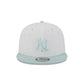 New York Yankees Minty Breeze Logo Select 9FIFTY Snapback Hat