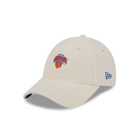 New York Knicks Cozy Women's 9FORTY Adjustable Hat