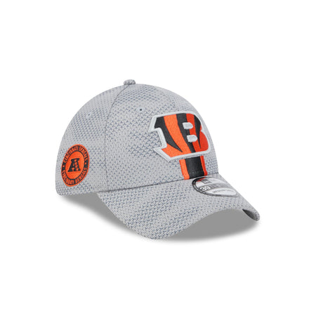 Cincinnati Bengals 2024 Sideline Gray 39THIRTY Stretch Fit Hat