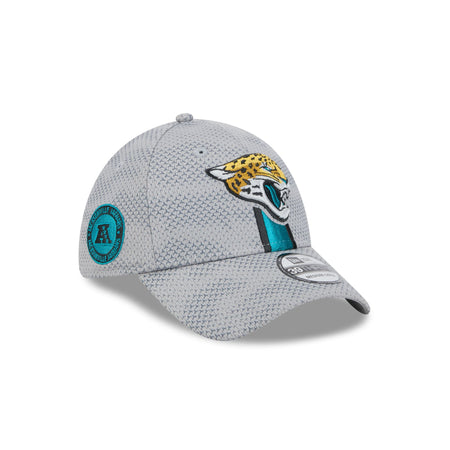 Jacksonville Jaguars 2024 Sideline Gray 39THIRTY Stretch Fit Hat