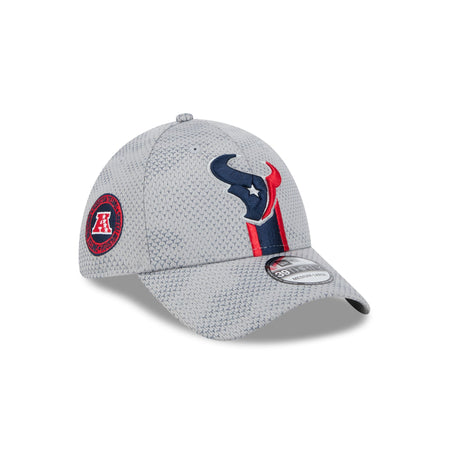 Houston Texans 2024 Sideline Gray 39THIRTY Stretch Fit Hat