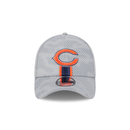 Chicago Bears 2024 Sideline Gray 39THIRTY Stretch Fit Hat