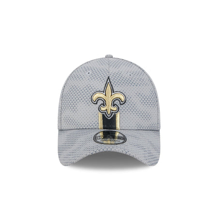 New Orleans Saints 2024 Sideline Gray 39THIRTY Stretch Fit Hat