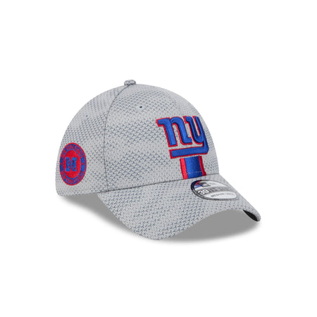 New York Giants 2024 Sideline Gray 39THIRTY Stretch Fit Hat