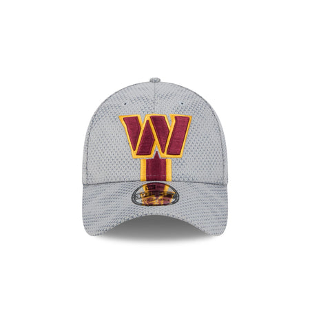 Washington Commanders 2024 Sideline Gray 39THIRTY Stretch Fit Hat