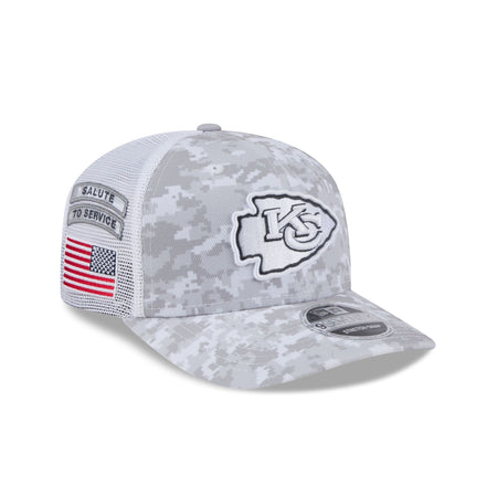 Kansas City Chiefs 2024 Salute to Service 9SEVENTY Trucker Hat