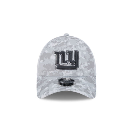 New York Giants 2024 Salute to Service 9FORTY Stretch-Snap Hat