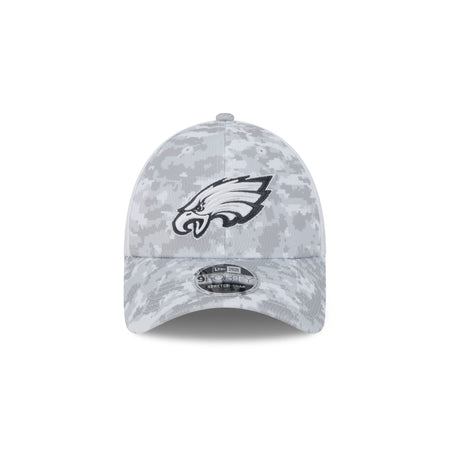 Philadelphia Eagles 2024 Salute to Service 9FORTY Stretch-Snap Hat