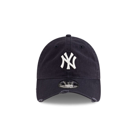 New York Yankees Distressed 9TWENTY Adjustable Hat