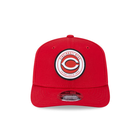 Cincinnati Reds Circle Patch 9SEVENTY Stretch-Snap Hat