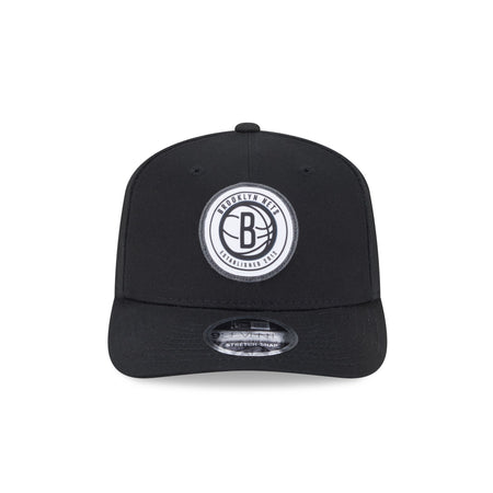 Brooklyn Nets Circle Patch 9SEVENTY Stretch-Snap Hat