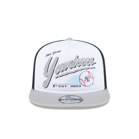 New York Yankees Retro Script 9FIFTY A-Frame Trucker Hat