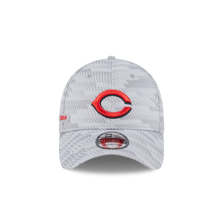 Cincinnati Reds 2025 Clubhouse Gray 39THIRTY Stretch Fit