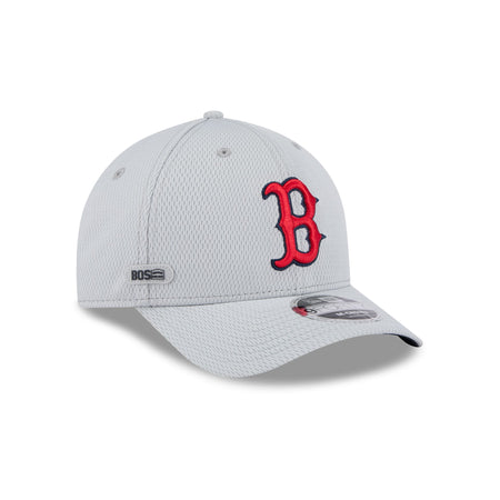 Boston Red Sox 2025 Clubhouse Gray 9FORTY M-Crown Snapback Hat