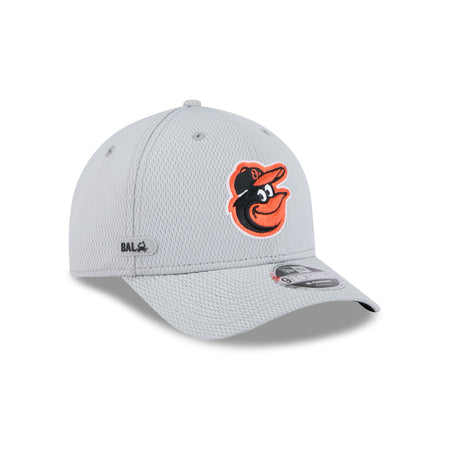 Baltimore Orioles 2025 Clubhouse Gray 9FORTY M-Crown Snapback Hat