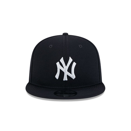 New York Yankees 2025 Clubhouse Alt 9FIFTY Snapback Hat