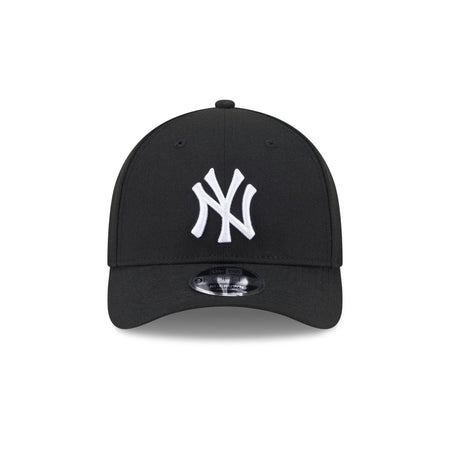 New York Yankees Black 9FORTY M-Crown Snapback Hat