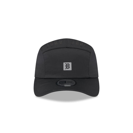 Detroit Tigers Black Reflect Runner Adjustable Hat