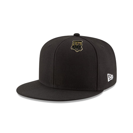 New Era Cap Black Gold Golf Cart Pin