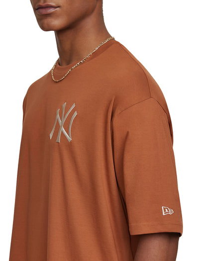 New York Yankees Essential Brown T-Shirt