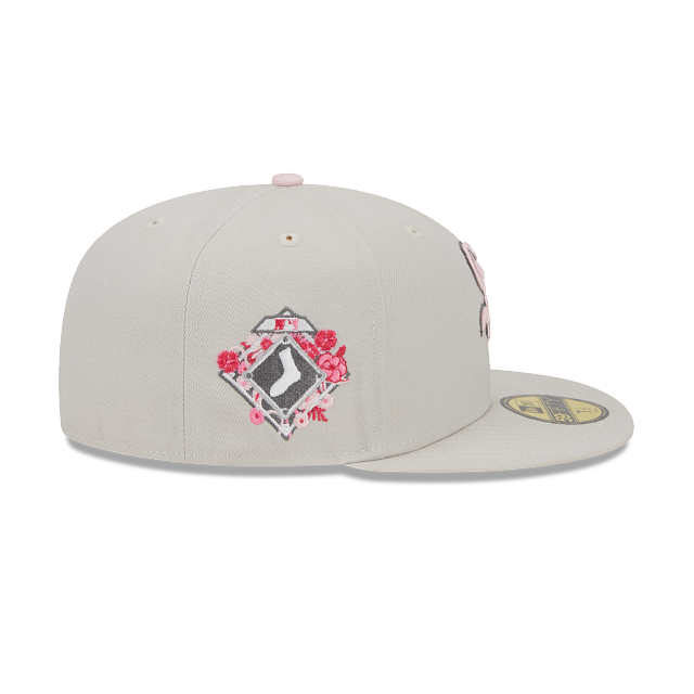 St. Louis Cardinals New Era Women's 2023 Mother's Day 9TWENTY Adjustable Hat  - Khaki